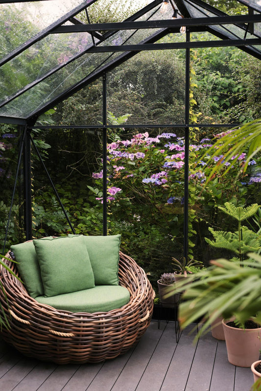 Nature’s Artful Oasis: Designing a Beautiful Outdoor Space