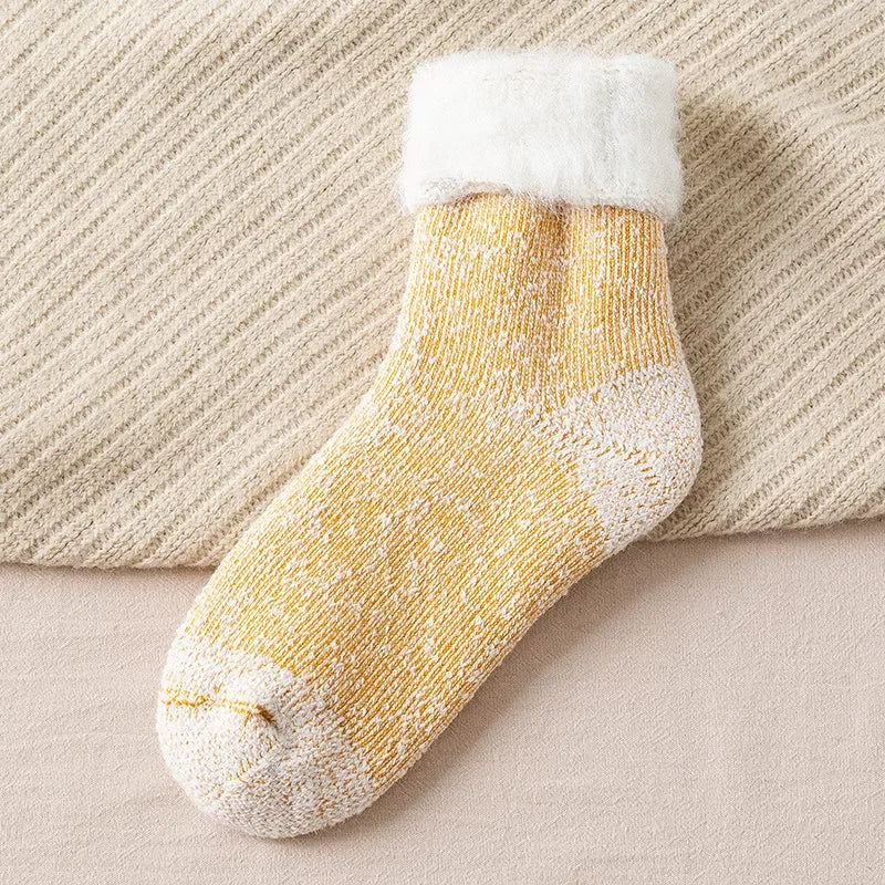 Thick Winter Wool Socks For Women Fuzzy Velvet Snow Hosiery Warm Crew Socks