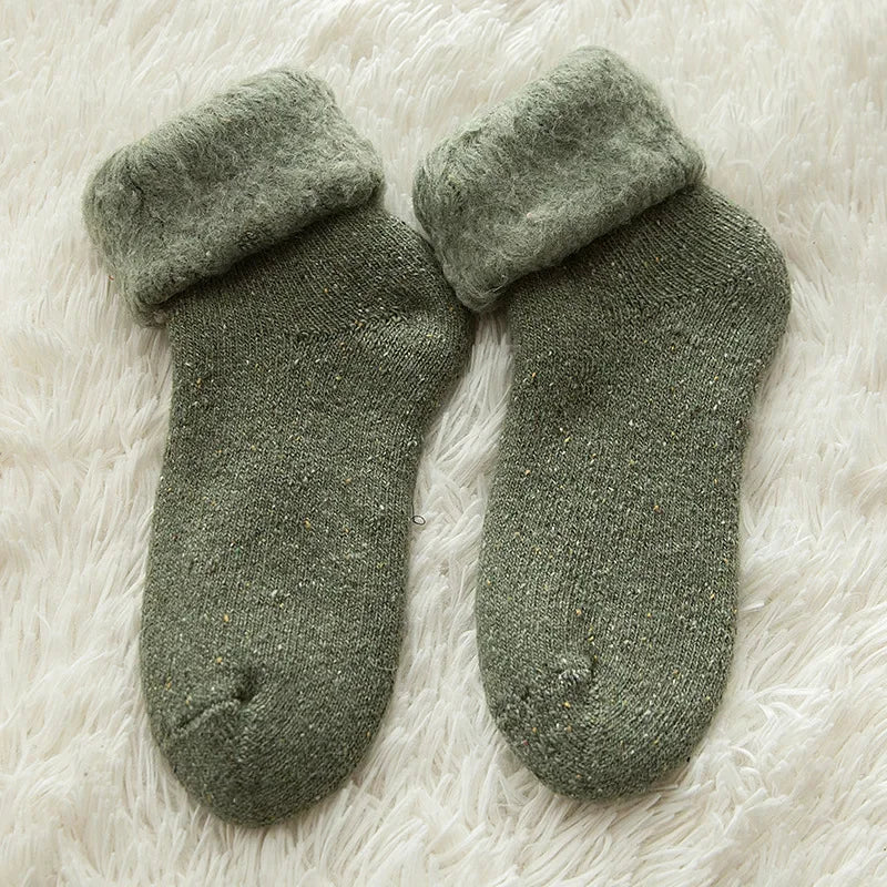 Thick Winter Wool Socks For Women Fuzzy Velvet Snow Hosiery Warm Crew Socks