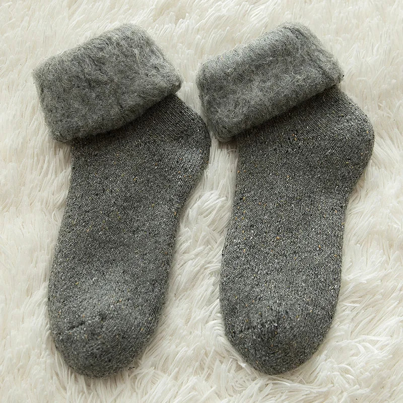 Thick Winter Wool Socks For Women Fuzzy Velvet Snow Hosiery Warm Crew Socks