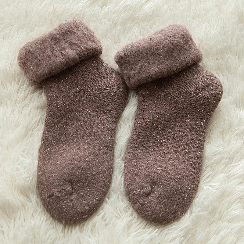 Thick Winter Wool Socks For Women Fuzzy Velvet Snow Hosiery Warm Crew Socks