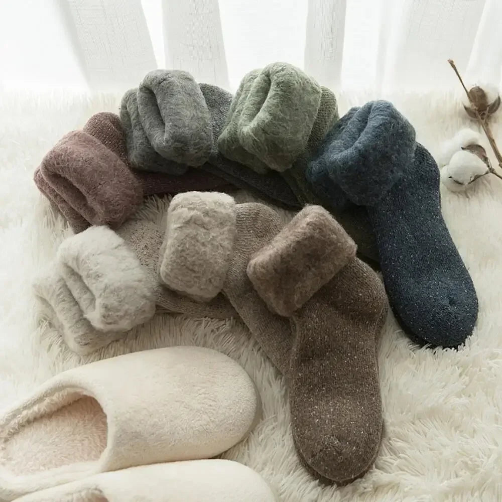 Thick Winter Wool Socks For Women Fuzzy Velvet Snow Hosiery Warm Crew Socks